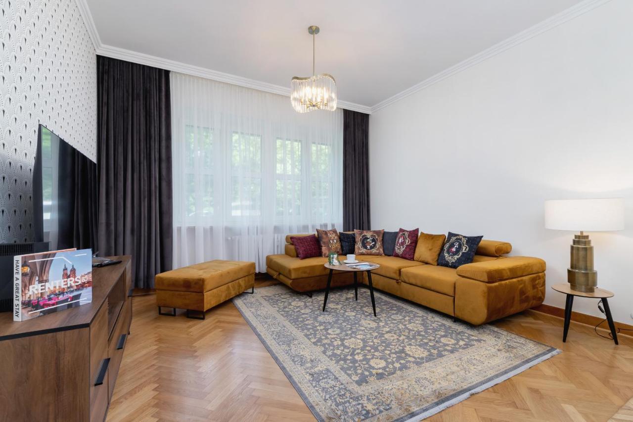 Luxurious & Unique Apartment Mickiewicza Cracow By Renters Prestige Krakov Exteriér fotografie