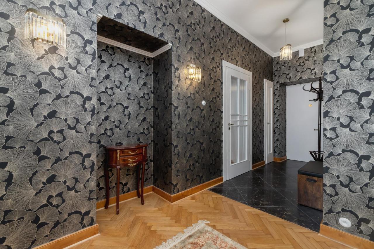 Luxurious & Unique Apartment Mickiewicza Cracow By Renters Prestige Krakov Exteriér fotografie